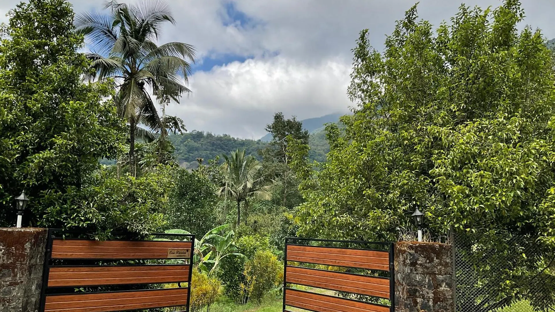 Σπίτι διακοπών Casa Riverdale Farm Stay Vallikavungal Ινδία